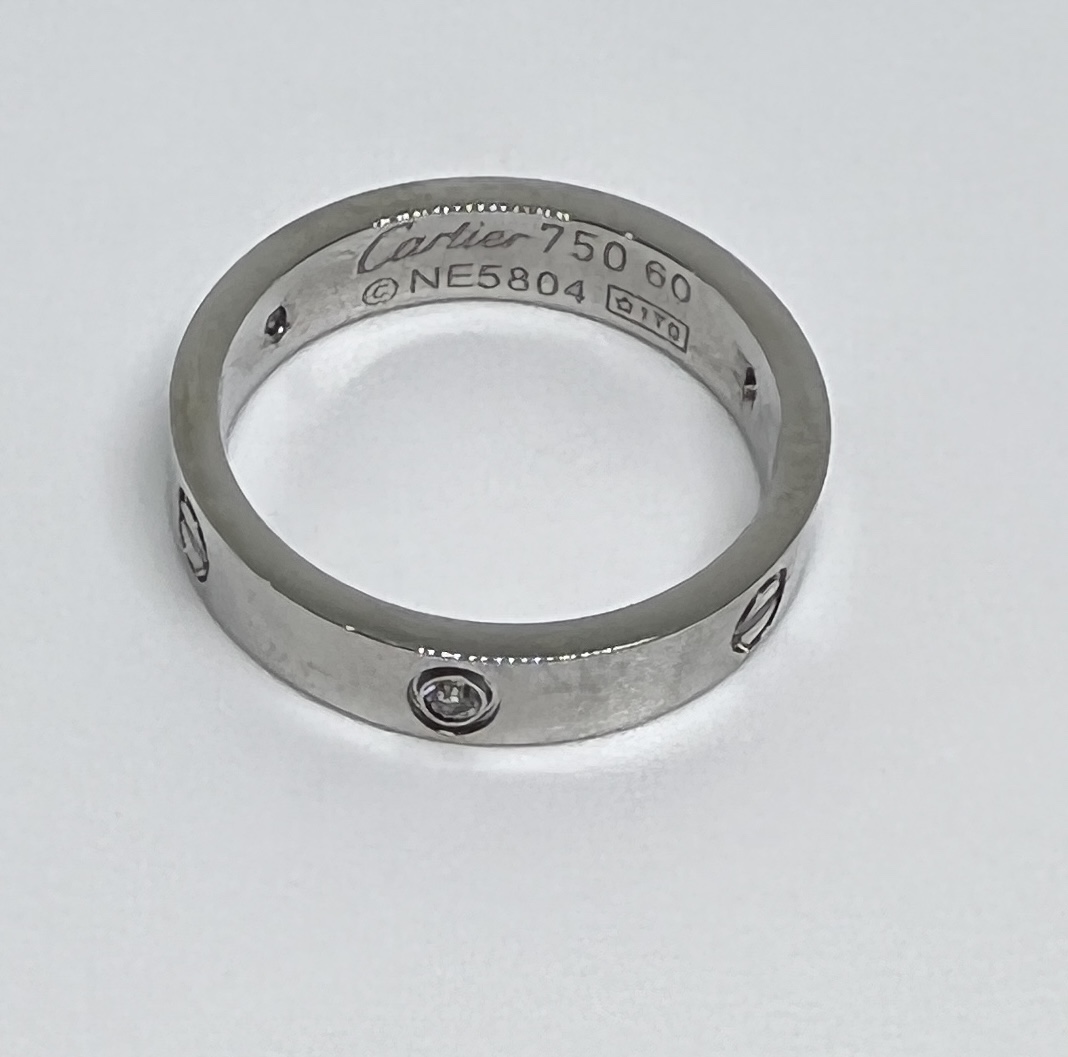 Love Ring 18K White Gold Ring With 4 Replica Diamonds